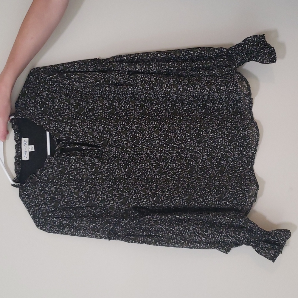 She & Sky Long Sleeve Blouse